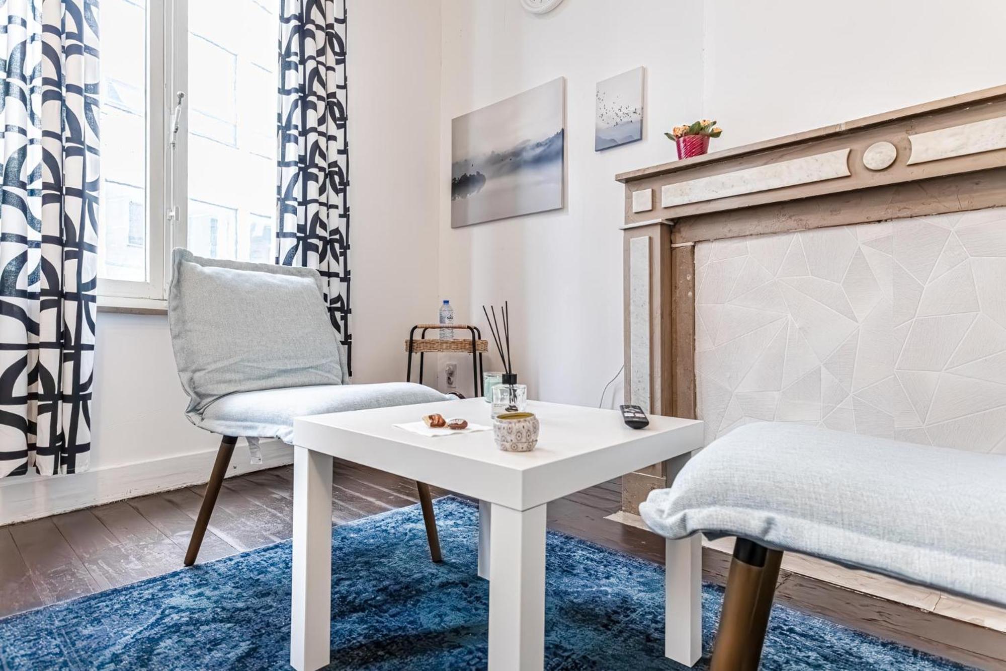 Appartement 6 Stylish & Comfortable , Heart Of